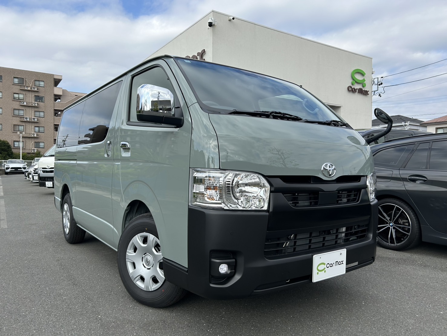 H様、ハイエースご購入ありがとうございました！